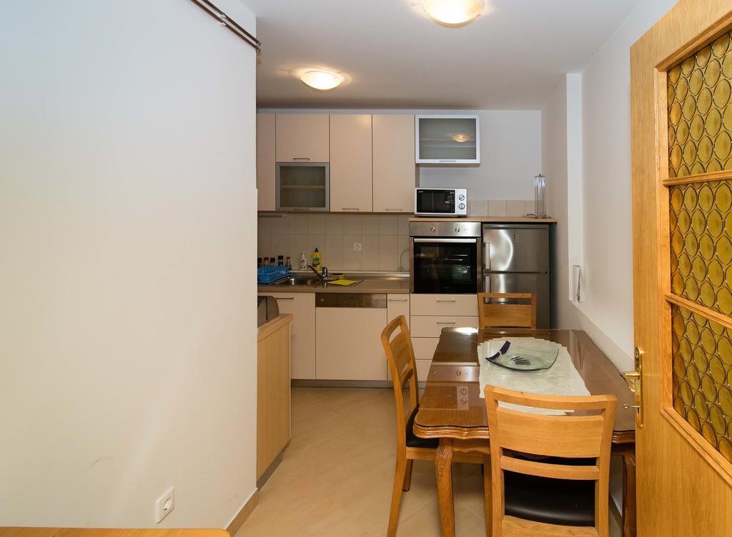 Apartment Peran Sibenik Bagian luar foto